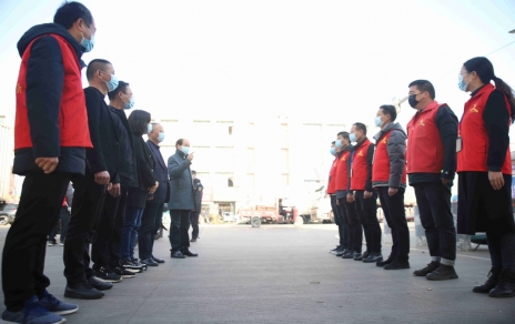 迎霜斗雪保供應(yīng)，這里的人兒格外勤樸
